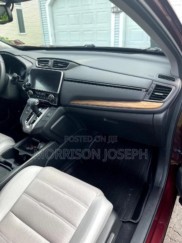 Honda CR-V Touring AWD 2018 Red