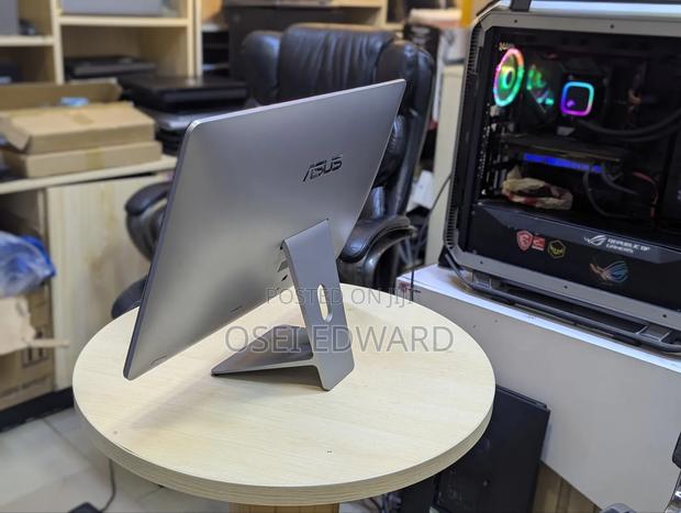 Desktop Computer Asus Zen AiO Pro Z240IE 8GB Intel Core I3 SSD 1T photo 3