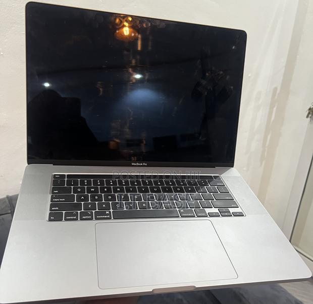 Laptop Apple MacBook Pro 2019 16GB Intel Core I9 SSD 1T photo 4