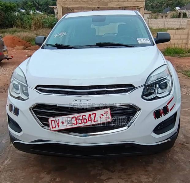 Chevrolet Equinox L FWD 2017 White photo 2