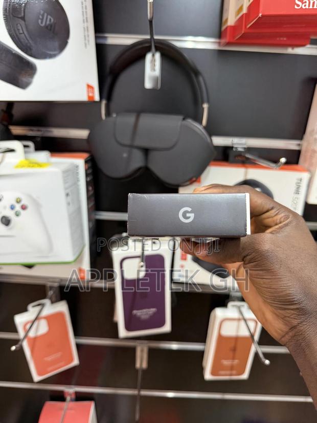 New Google Pixel 9a 128 GB Black photo 3