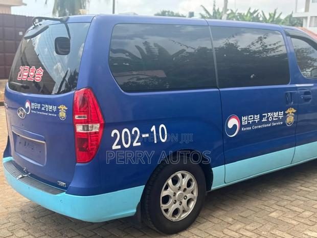 Hyundai Starex 2014 Blue photo 5