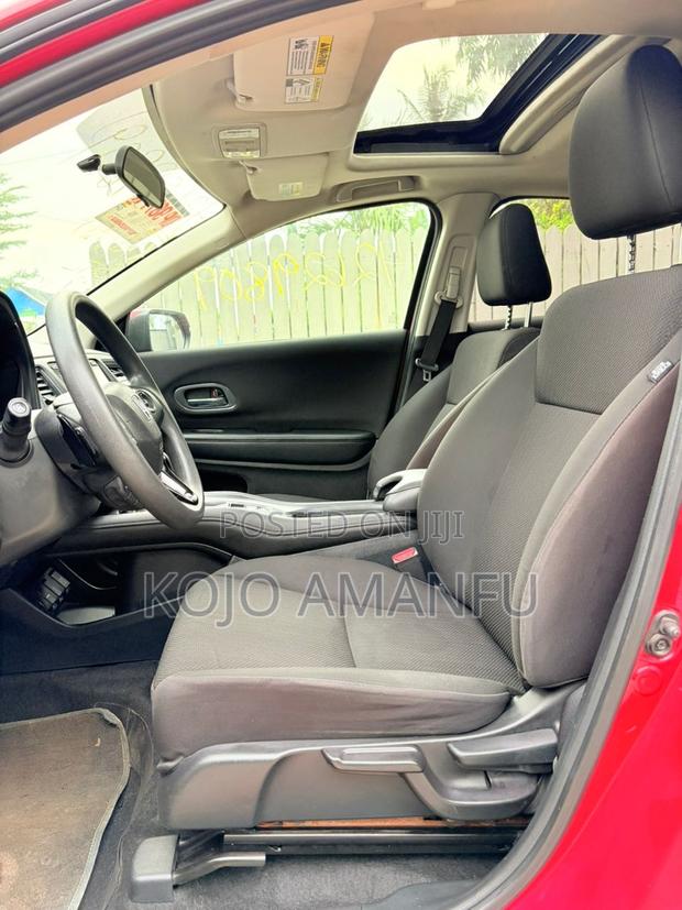 Honda HR-V LX AWD 2017 Red