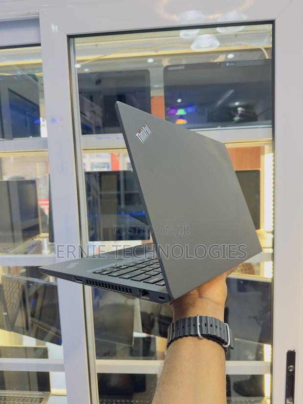 Laptop Lenovo ThinkPad T14 16GB Intel Core i7 SSD 512GB photo 4