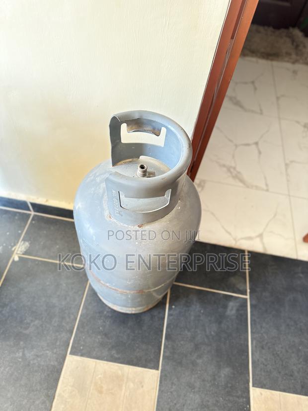 Gas Cylinder photo 3