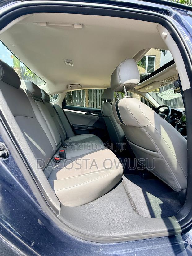 Honda Civic Touring Sedan 2018 Blue