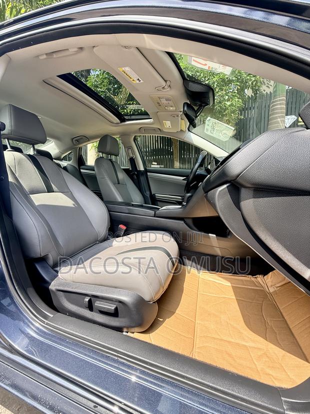 Honda Civic Touring Sedan 2018 Blue