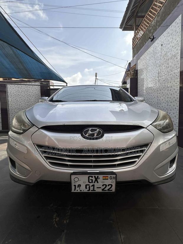 Hyundai Tucson SE AWD 2015 Silver