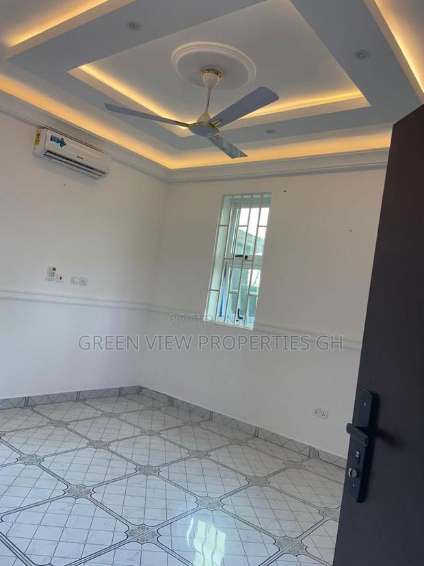 1bdrm Apartment in West Hills Mall Area for rent photo 2