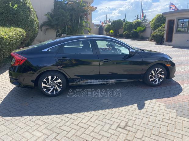 Honda Civic EX-L 4dr Sedan (1.5L 4cyl) 2016 Black photo 3