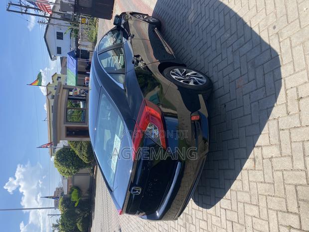 Honda Civic EX-L 4dr Sedan (1.5L 4cyl) 2016 Black photo 4