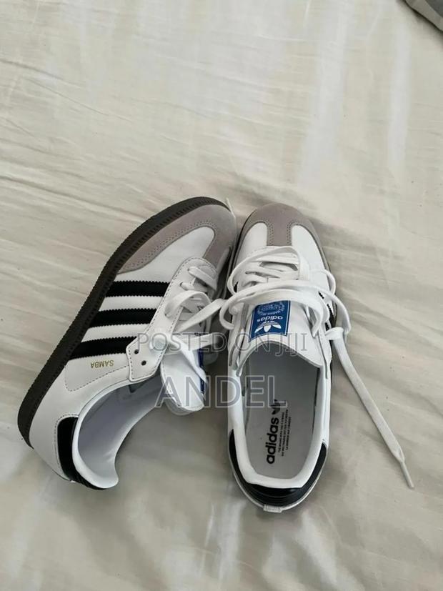 Adidas Samba