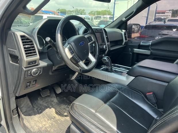 Ford F-150 Lariat 4x4 SuperCab Styleside 8 ft. box 163 in. WB 2018