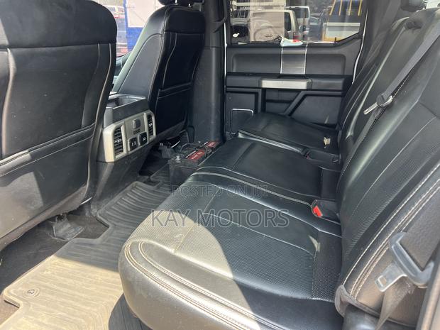 Ford F-150 Lariat 4x4 SuperCab Styleside 8 ft. box 163 in. WB 2018