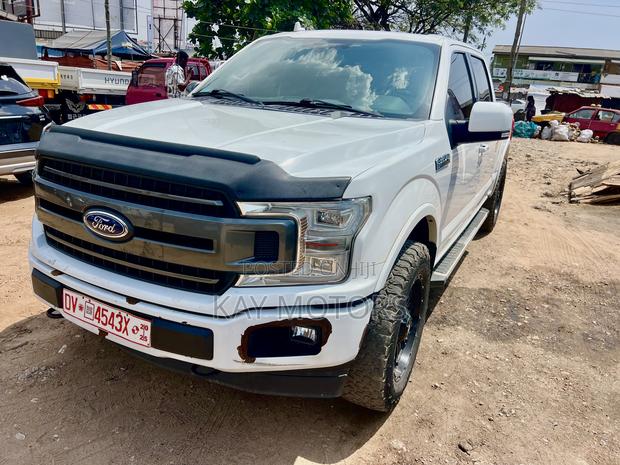 Ford F-150 Lariat 4x4 SuperCab Styleside 8 ft. box 163 in. WB 2018