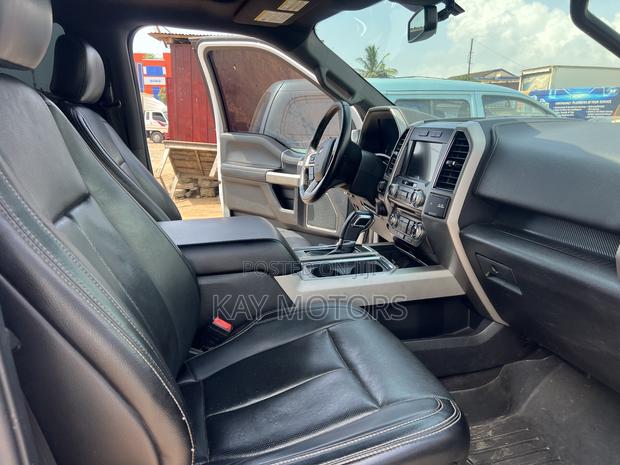 Ford F-150 Lariat 4x4 SuperCab Styleside 8 ft. box 163 in. WB 2018