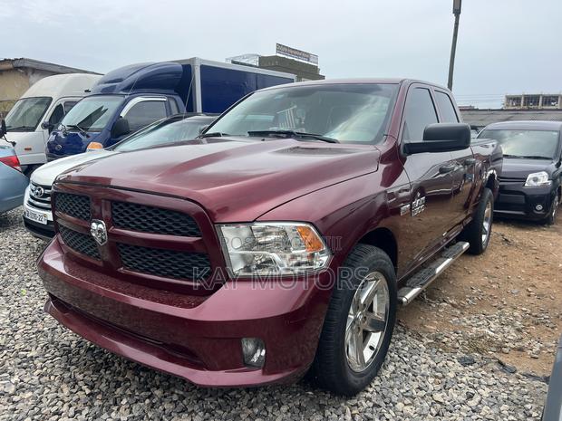Dodge RAM 1500 5.7 Petrol RWD 2018 Red