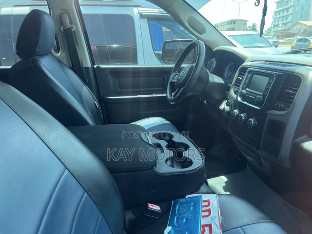 Dodge RAM 1500 5.7 Petrol RWD 2018 Red