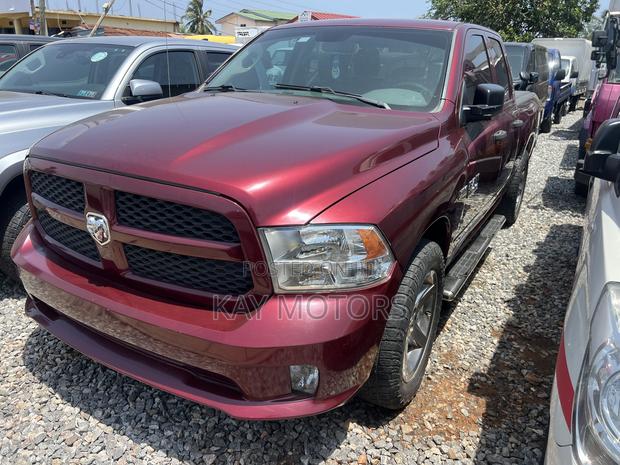 Dodge RAM 1500 5.7 Petrol RWD 2018 Red