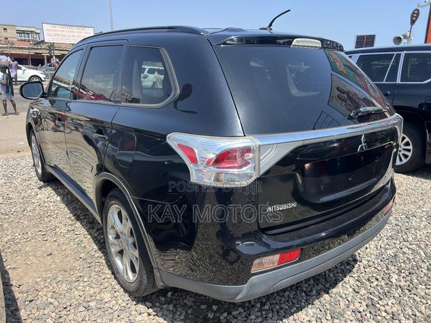 Mitsubishi Outlander SE 4dr SUV (2.4L 4cyl CVT) 2015 Black