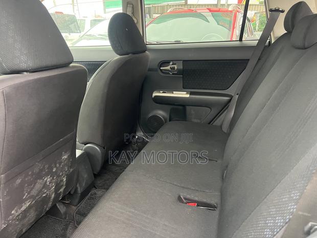 Toyota Corolla Rumion Hatchback 1.8 AWD 2012 White