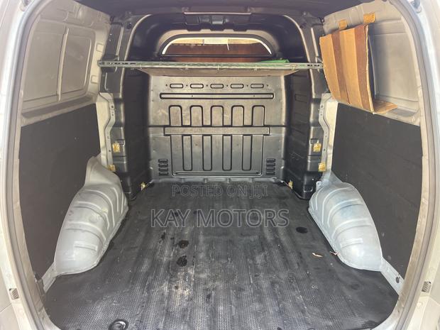 Hyundai Starex 2015 Grey