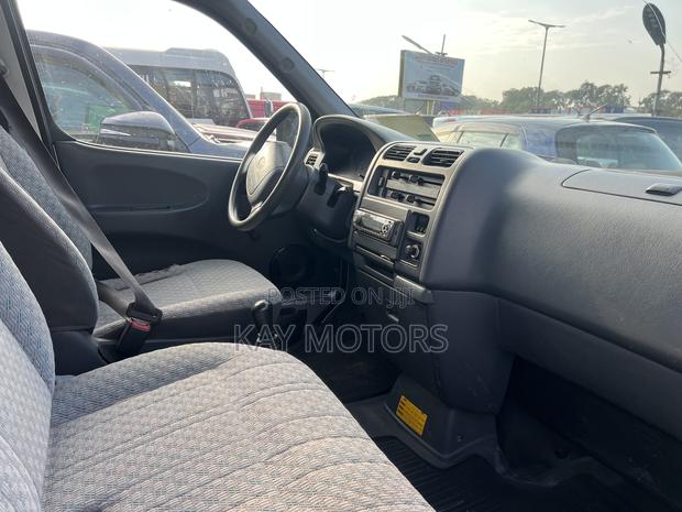 Toyota HiAce 2008 Grey