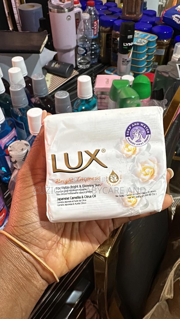 Lux Bright Impress Soap