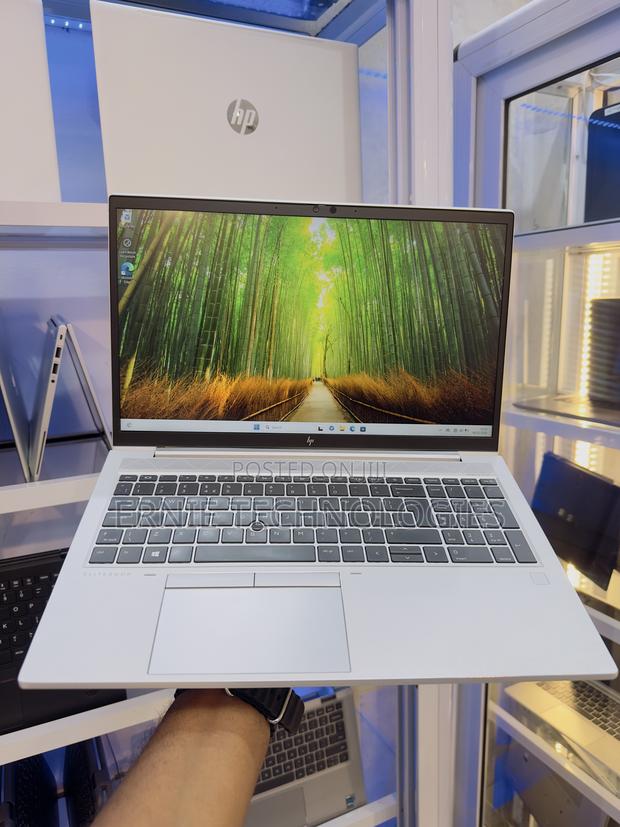 Laptop HP EliteBook 850 G8 16GB Intel Core i5 SSD 256GB