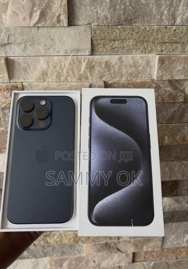 Apple iPhone 15 Pro 256 GB Blue photo 2