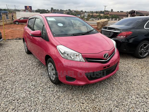 Toyota Vitz 2012 Pink