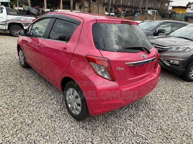 Toyota Vitz 2012 Pink