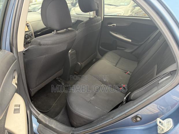 Toyota Corolla 2013 Blue