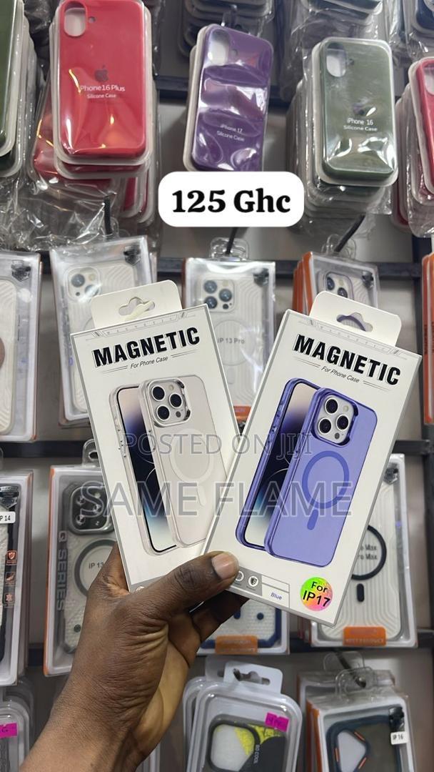 iPhone 17 Magnetic Case photo 2
