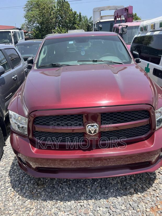 Dodge RAM 1500 5.7 Petrol RWD 2018 Red