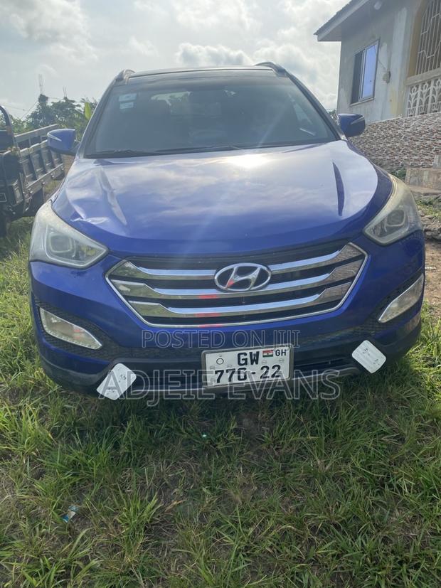Hyundai Santa Fe Limited 4dr SUV AWD (3.3L 6cyl 6A) 2015 Blue
