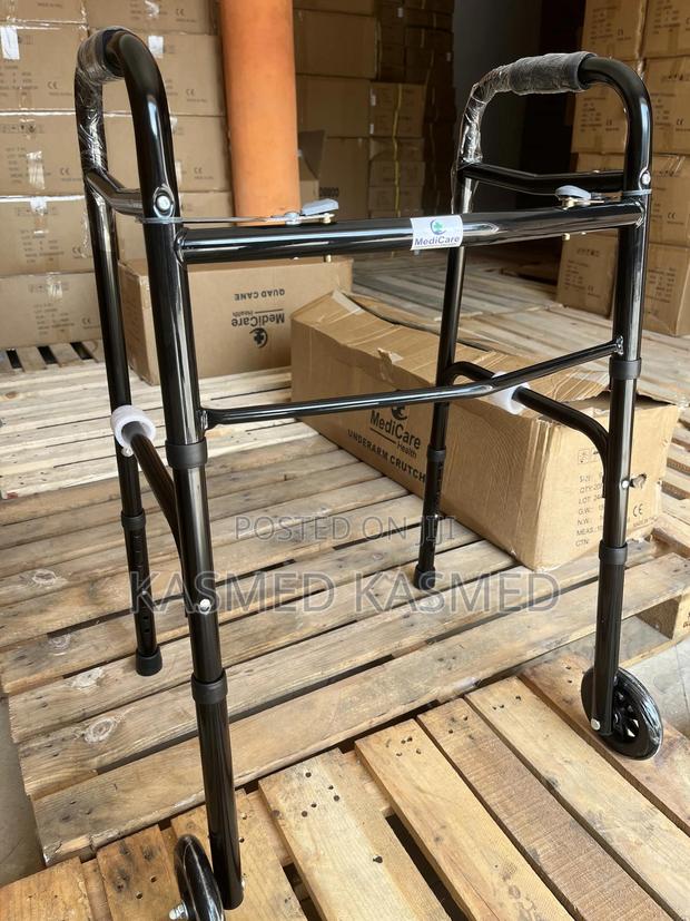 Zima Frame With Wheels · Photo 2
