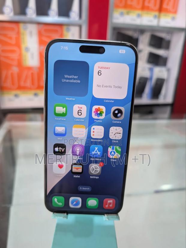 Apple iPhone 15 Pro Max 256 GB White photo 4
