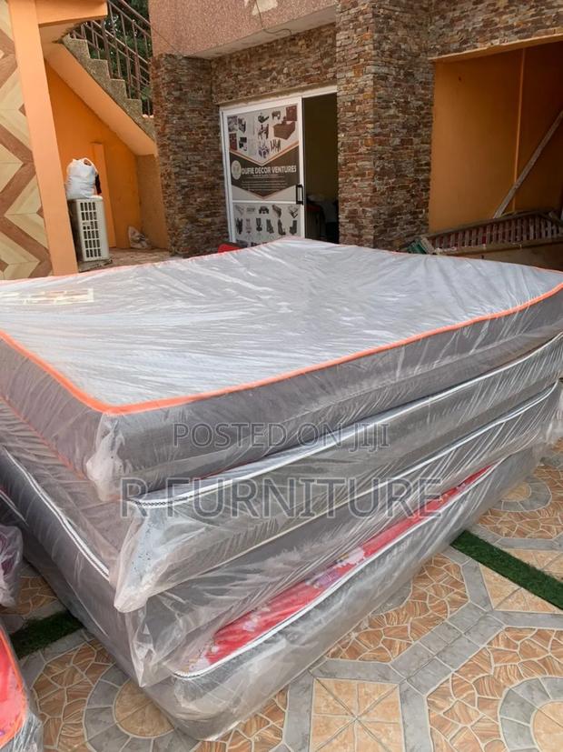 Mattress With Box Braids Design photo 2