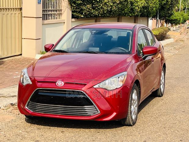 Toyota Yaris iA 1.5 FWD 2017 Red