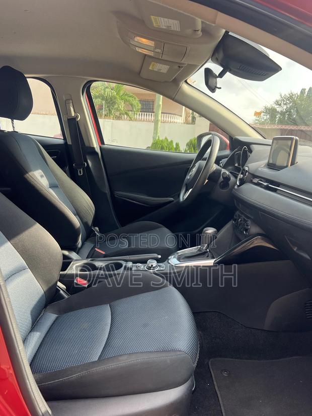 Toyota Yaris iA 1.5 FWD 2017 Red