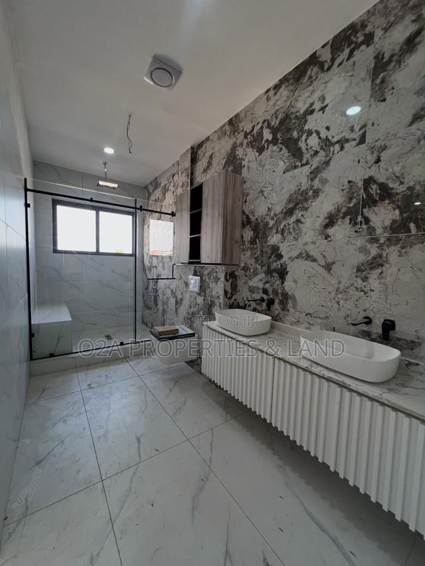 4bdrm House in East Legon – for sale photo 10