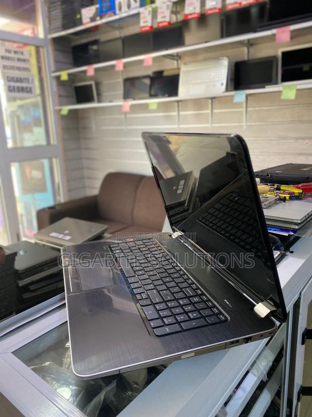Laptop HP Pavilion 17 8GB AMD SSD 128GB photo 4