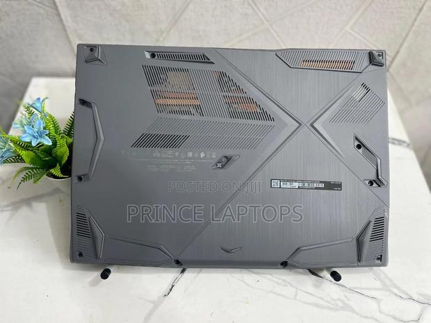 New Laptop MSI 16GB Intel Core i5 SSD 512GB photo 3