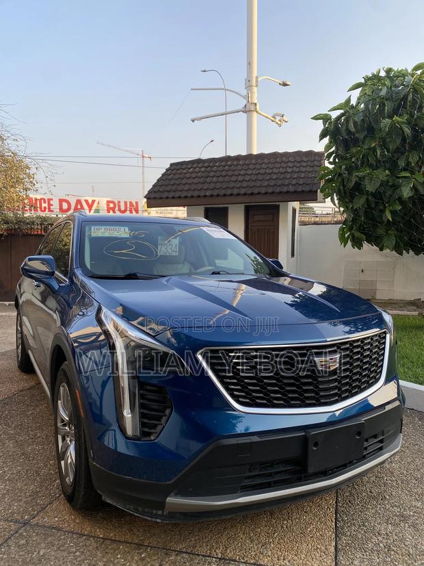 Cadillac XT4 2019 Blue
