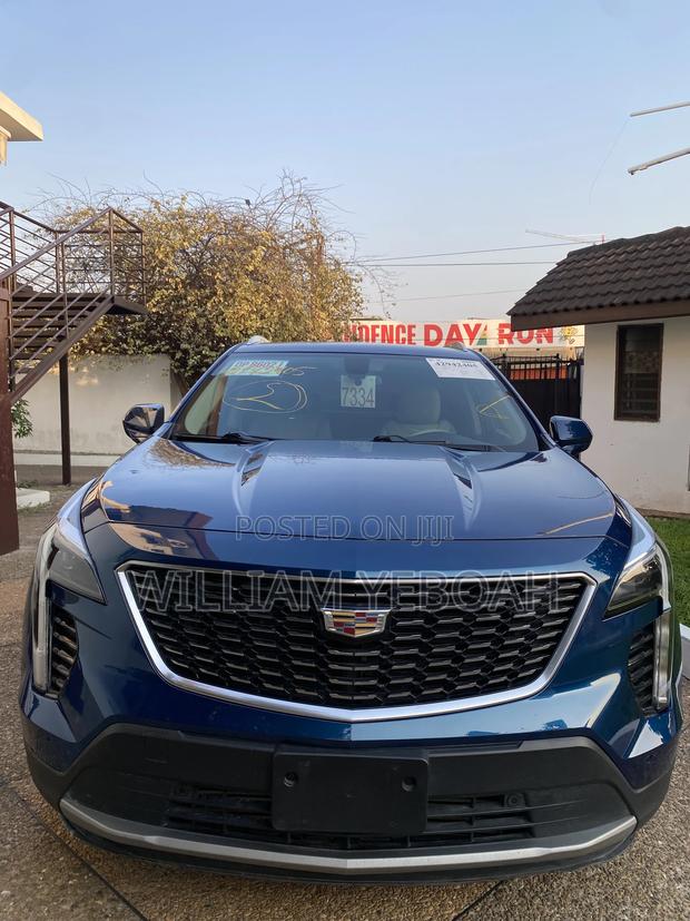 Cadillac XT4 2019 Blue