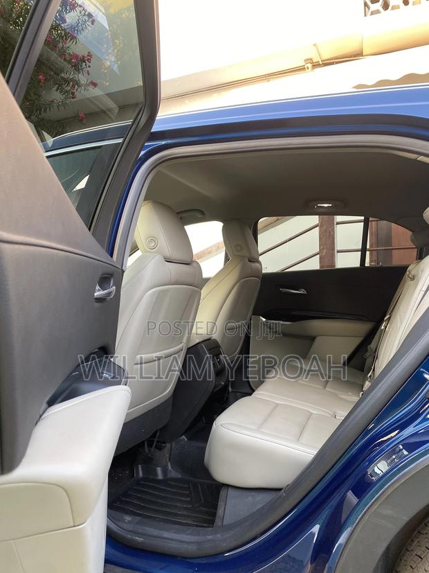 Cadillac XT4 2019 Blue