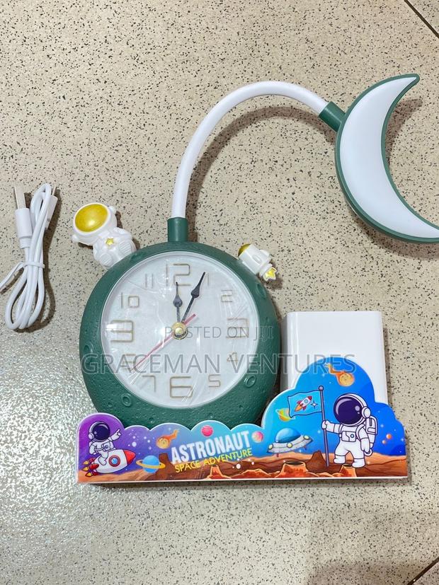 Moon Alarm Clock Astronaut