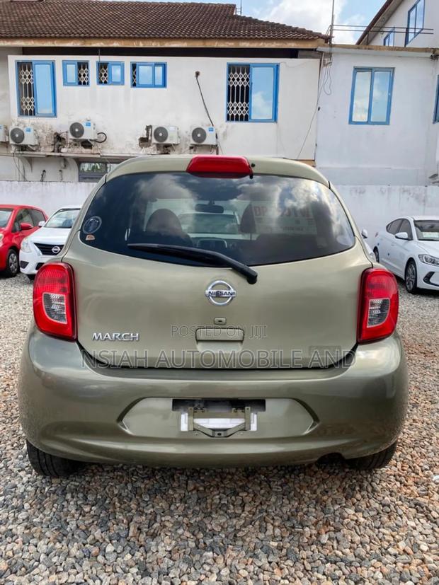 Nissan March 1.2 FWD 2014 Green