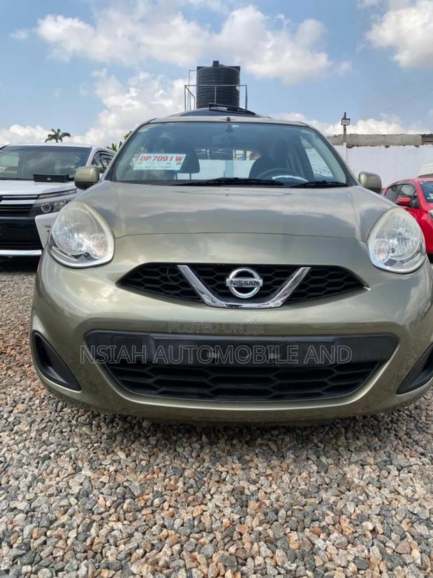 Nissan March 1.2 FWD 2014 Green